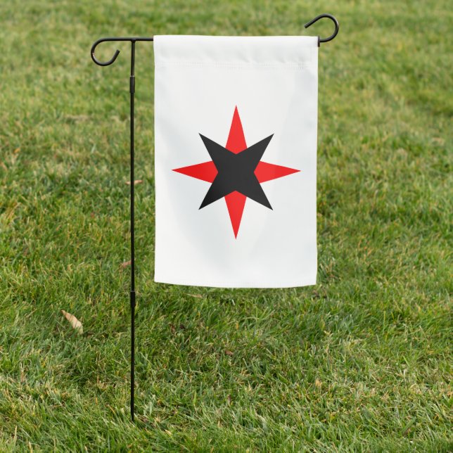 Quaker Star Garden Flag (In SItu)