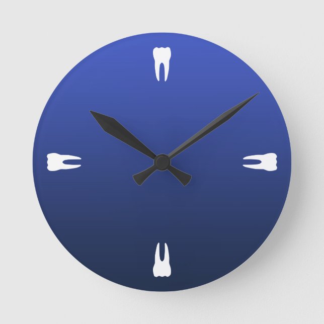 Quarter Hour Teeth Round Clock (Front)