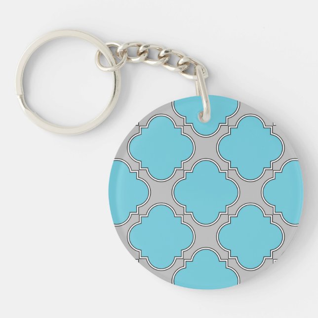 Quatrefoil blue and gray keychain (Front)