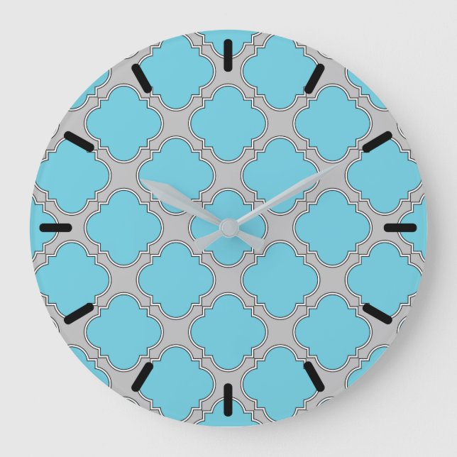 Quatrefoil blue and gray large clock (Front)