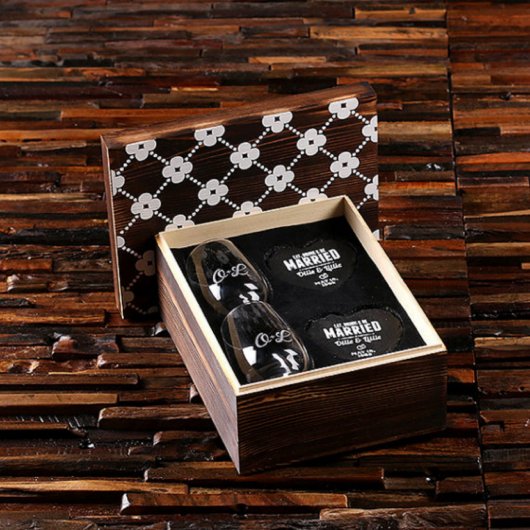 Quatrefoil Box Set: Stemless Glasses & Coasters (3/4 Open)