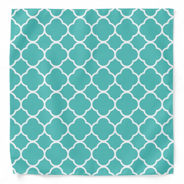 Quatrefoil dog bandana (Front)