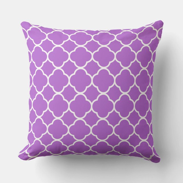 Quatrefoil Lilac Purple White Lattice Cool Cotton Throw Pillow (Front)