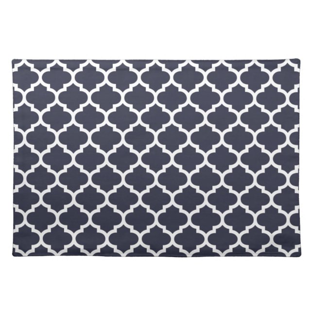 Quatrefoil Navy Blue Cloth Placemat (Front)