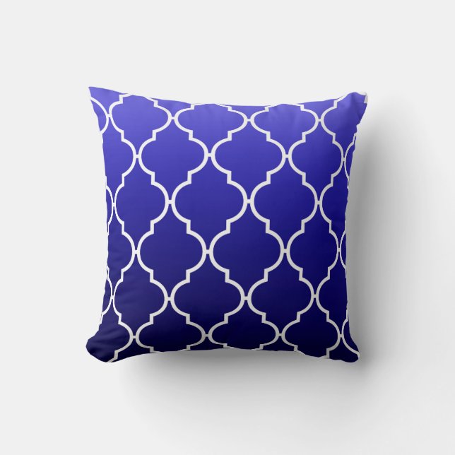 Quatrefoil Ombre Geometric | navy Throw Pillow (Front)