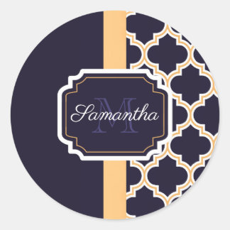 Quatrefoil Pattern Classic Round Sticker