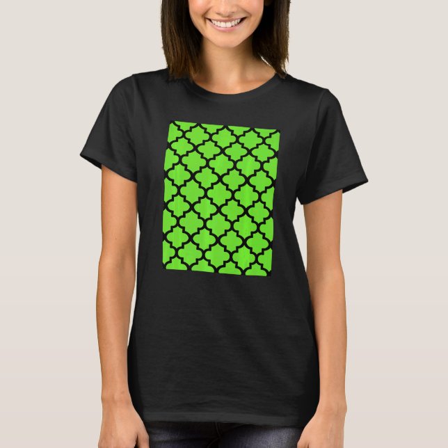 Quatrefoil Pattern In Black Outline On Vivid Green T-Shirt (Front)