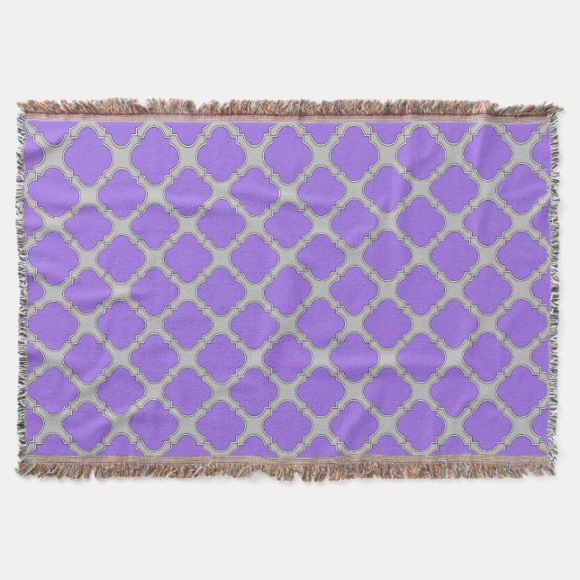 Quatrefoil purple and gray throw blanket (Front)