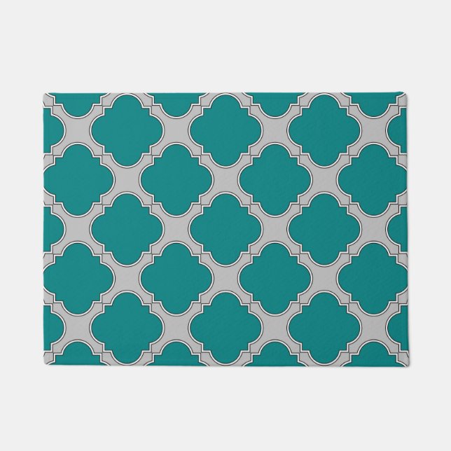Quatrefoil teal and gray doormat (Front)