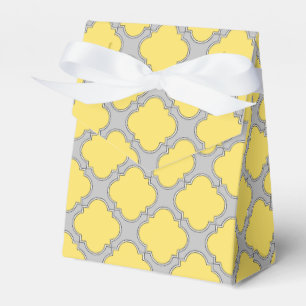 Quatrefoil yellow and gray favor boxes
