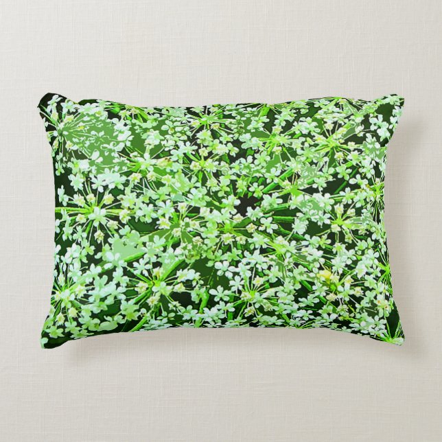 Queen Annes Lace Accent Pillow (Front)