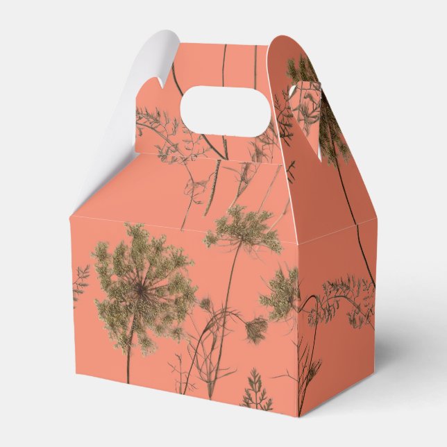 Queen Anne's Lace on a Gable Favor Box (Front Side)