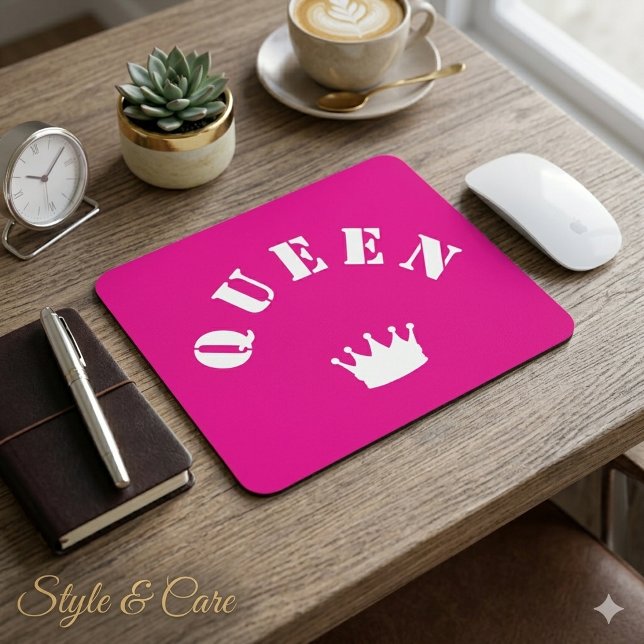 QUEEN Crown Script Graphic Modern Royal Look Mouse Pad (QUEEN Crown Script Graphic Modern Royal Look Mouse Pad)