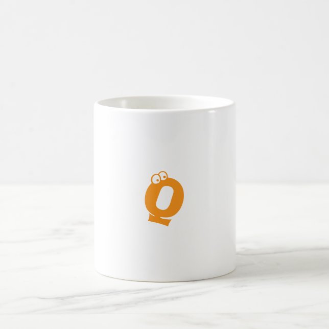 Queen Cups with letter Q (Center)