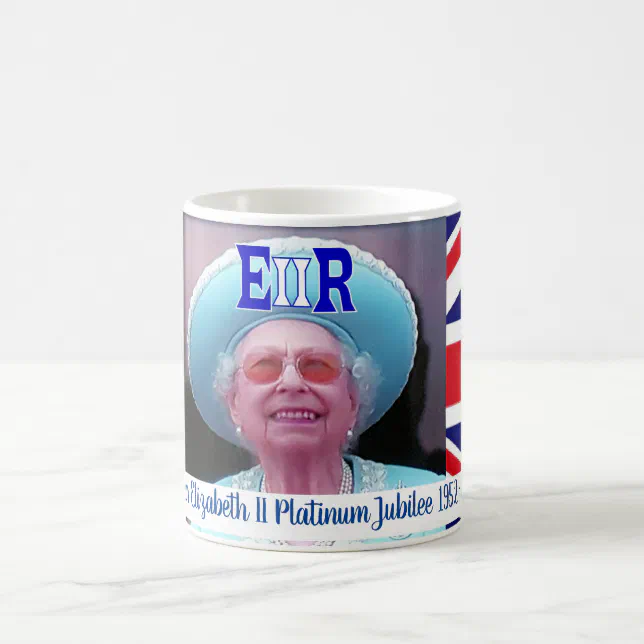BLUBUSH British Souvenirs PLUS Queen Elizabeth Platinum Jubilee Mug