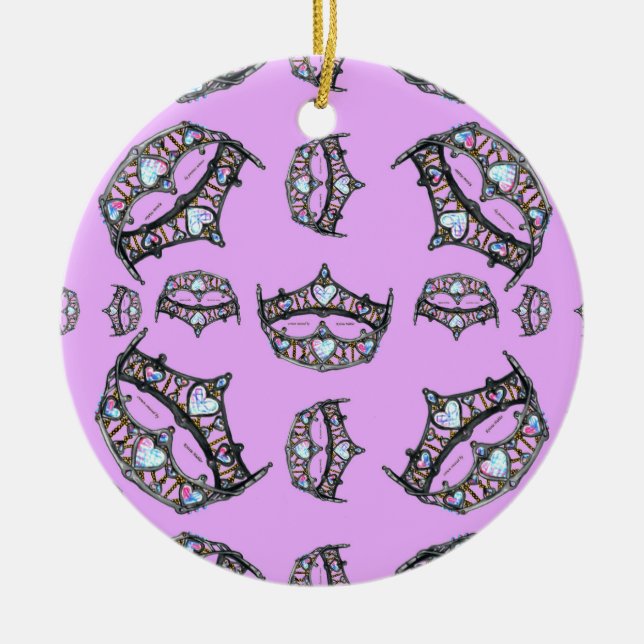Queen Hearts Silver Crown Tiara pattern pink lilac Ceramic Ornament (Front)