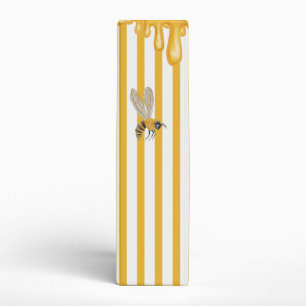 queen honey bee  3 ring binder