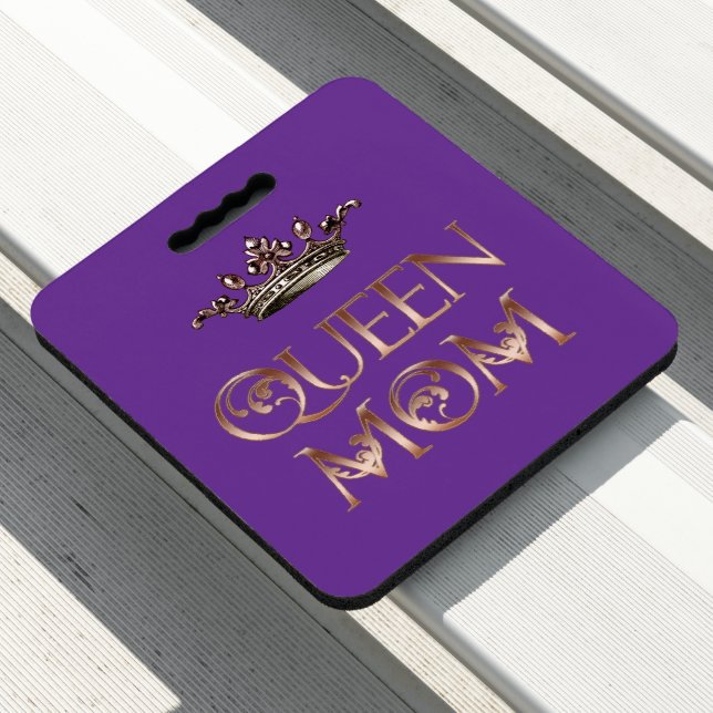 Queen Mom Seat Cushion (In Situ)
