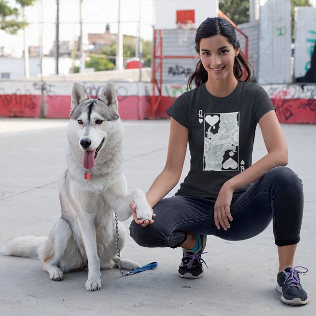 Queen of Hearts Graphic White Gray on Black T-Shirt (Creator Uploaded)