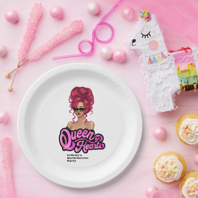Queen of Hearts Paper Plates (Party)