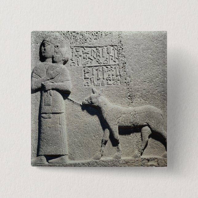 Queen Tuwarissa, wife of King Araras Button (Front)