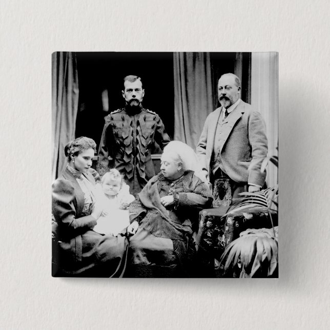 Queen Victoria, Tsar Nicholas II Button (Front)