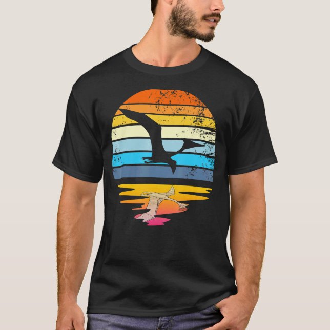 Quetzalcoatlus Retro Sunset Dinosaur Quetzalcoatlu T-Shirt (Front)