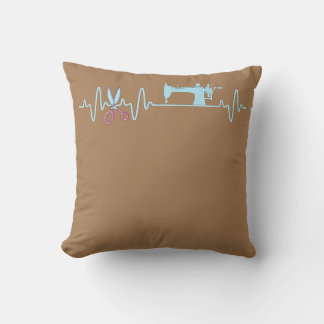 Quilt funny Quilting women mom Quilter Sewing Throw Pillow
