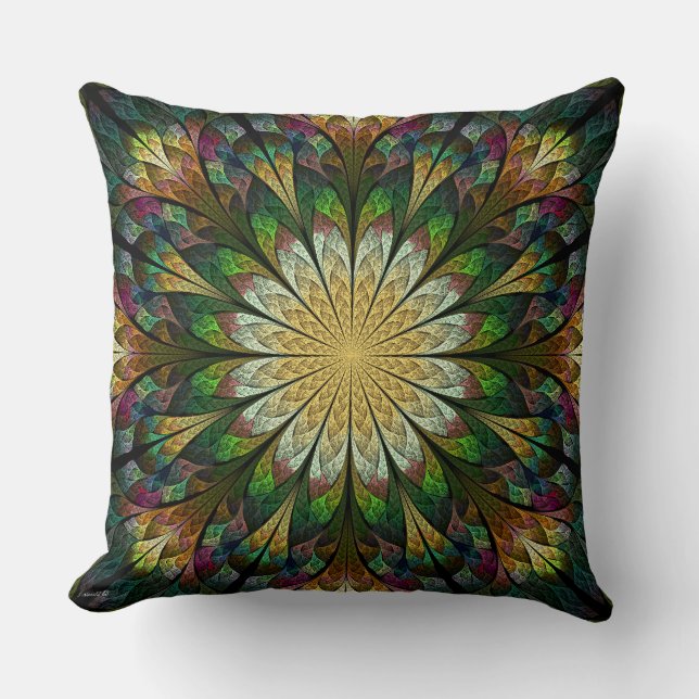 Quilted Flower Throw Pillow (Front)