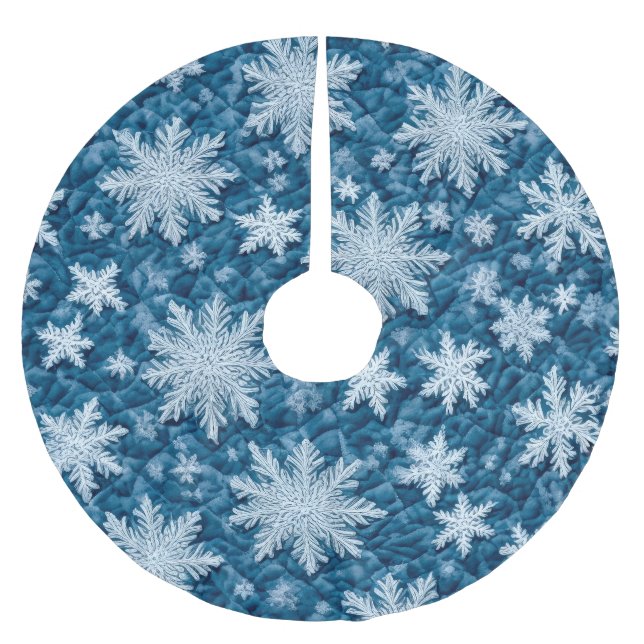 Quilted Pattern Blue and White Snowflakes Brushed Polyester Tree Skirt (Front)