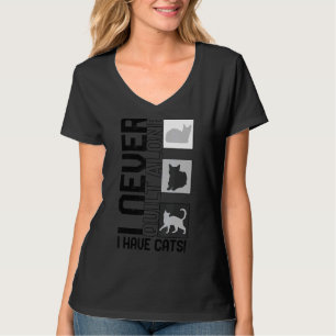 Quilting  Never Quilt Alone I Have My Cats Cat Ani T-Shirt