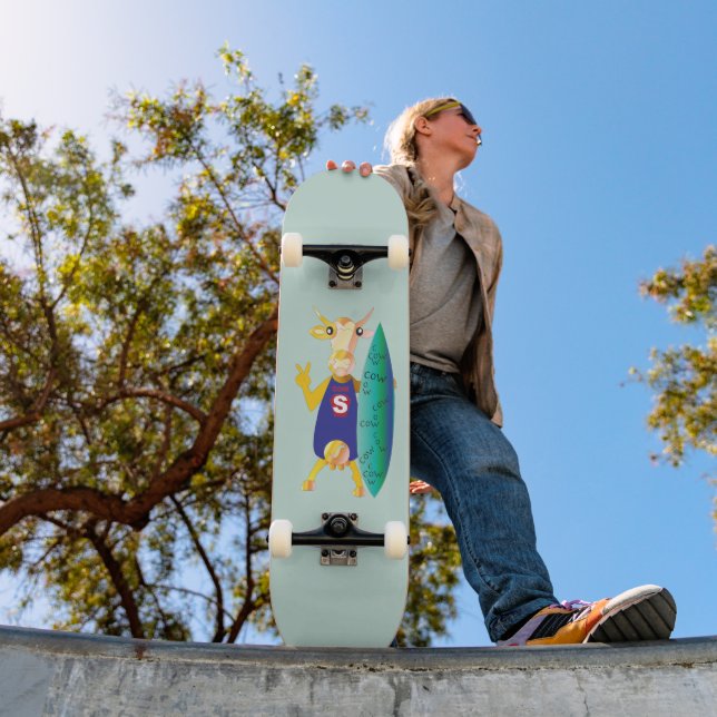 Quirky and fun illustrated skateboard  (Outdoor 1)