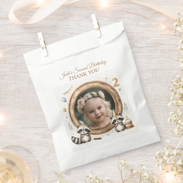 Raccoon Photo Frame for Kids' Birthday Parties Favor Bag (Clipped)