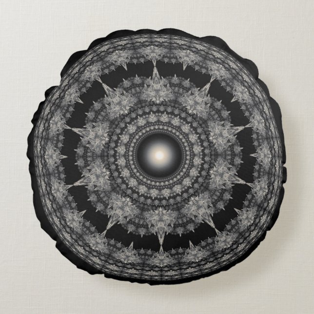 Radiating fractal star ornament round pillow (Front)