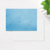 Rain drops on the glass of window (Desk)