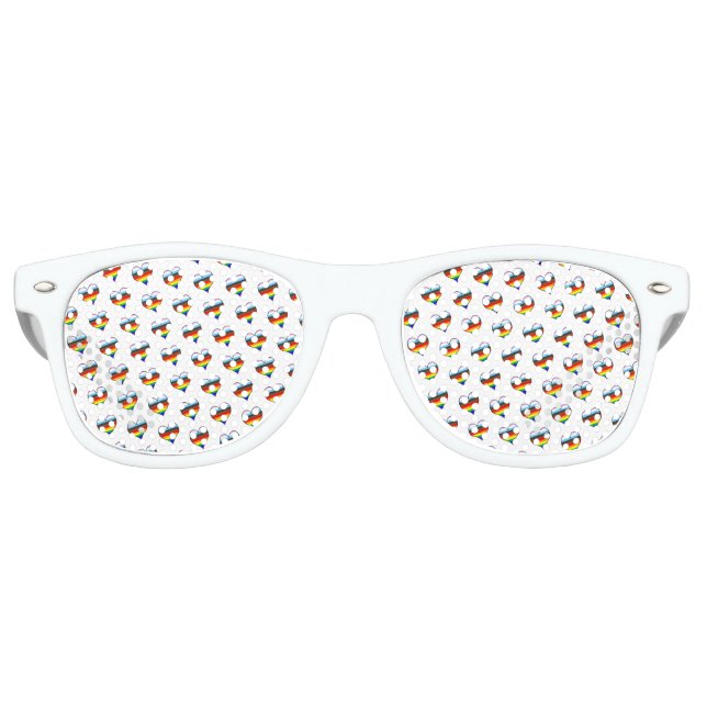 Rainbow Heart Pattern Retro Sunglasses (Front)