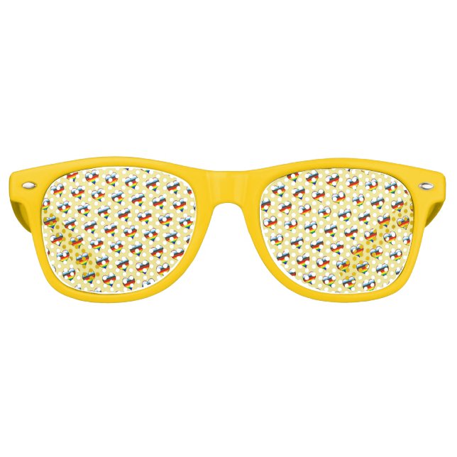 Rainbow Heart Pattern Retro Sunglasses (Front)
