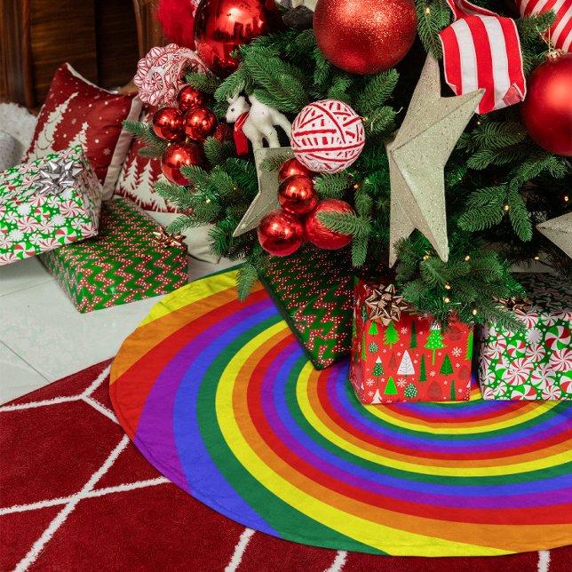 Rainbow Twirl Pattern Fleece Tree Skirt (Rainbow Twirl Pattern Fleece Tree Skirt)