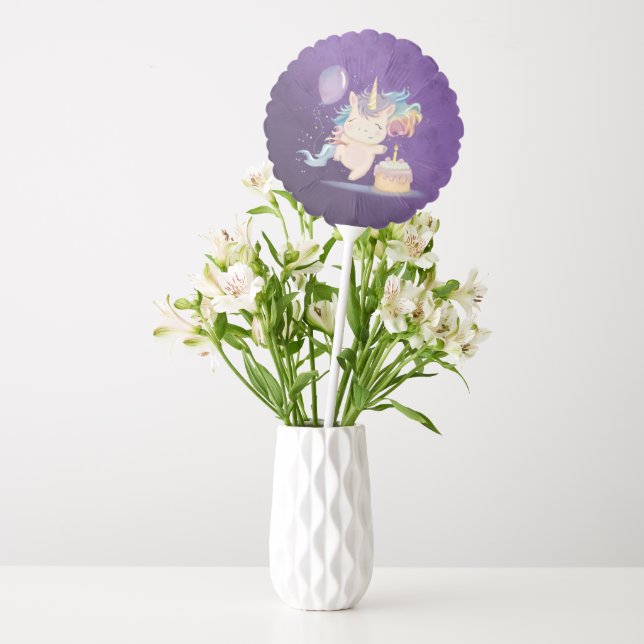  rainbow unicorn in the clouds in a hot air balloo balloon (Vase)
