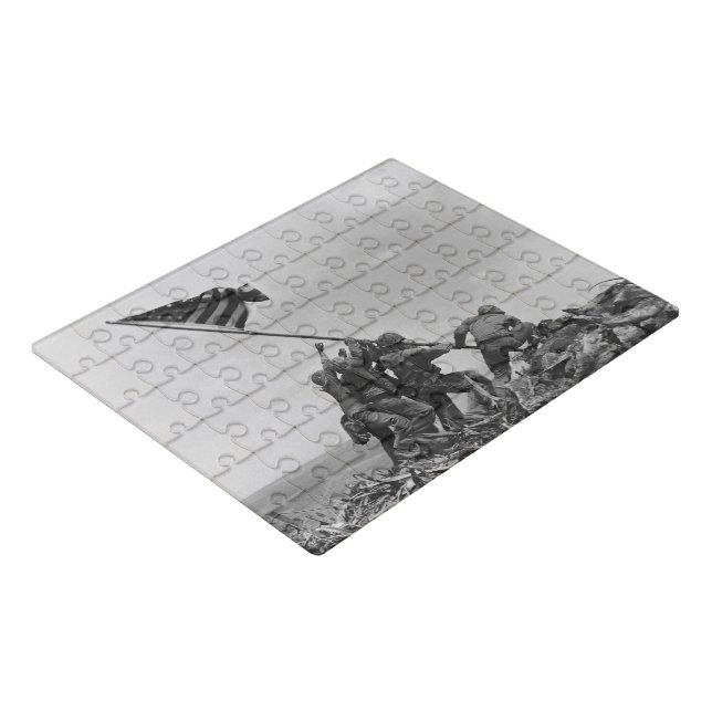Raising the Flag on Iwo Jima Jigsaw Puzzle (3/4)