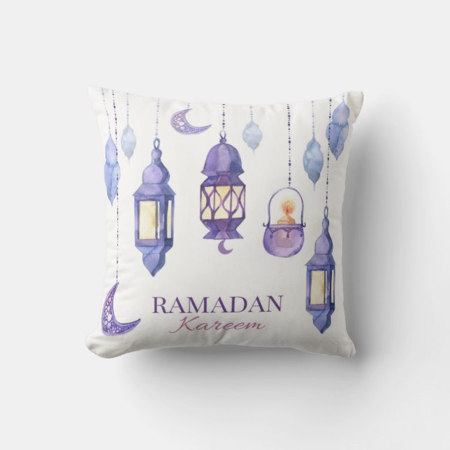 Ramadan Kareem Gifts Throw Pillow (Front)