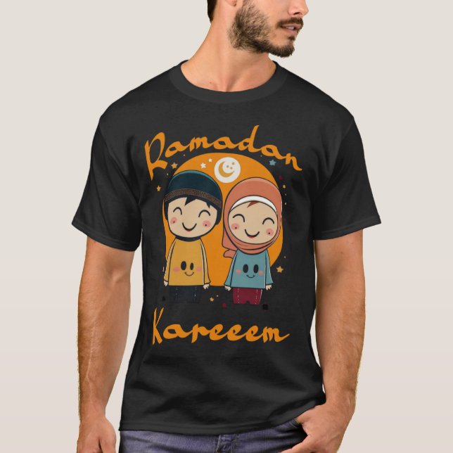 Ramadan Kareem Happy Ramadan Muslims Holy Month Fa T-Shirt (Front)
