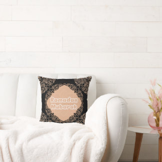 Ramadan Mubarak Throw Pillow