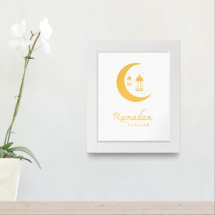 Ramadan Mubarak Wall Art – Elegant Gold Crescent