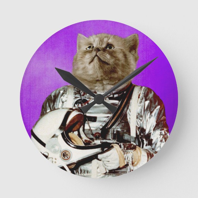 Reach for the stars round clock (Front)