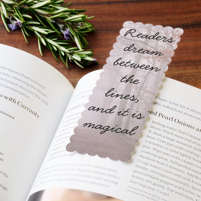 Readers dream between the lines... bookmarks (Book)