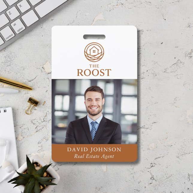 Real Estate Agent Modern Photo QR Code Logo Badge (Real Estate Agent Modern Photo QR Code Logo Badge)