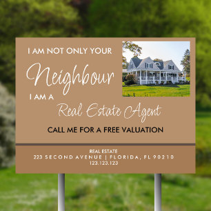 Real Estate Marketing Agent selling house Sign
