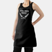 Real men bake funny baking apron with wheat wreath (Insitu)