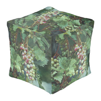 Realistic Grape Vine with Leaves – Fine Art Pouf